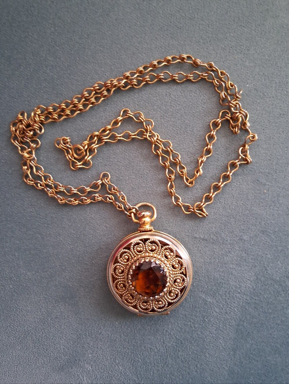 Avon Locket Pendant Necklace